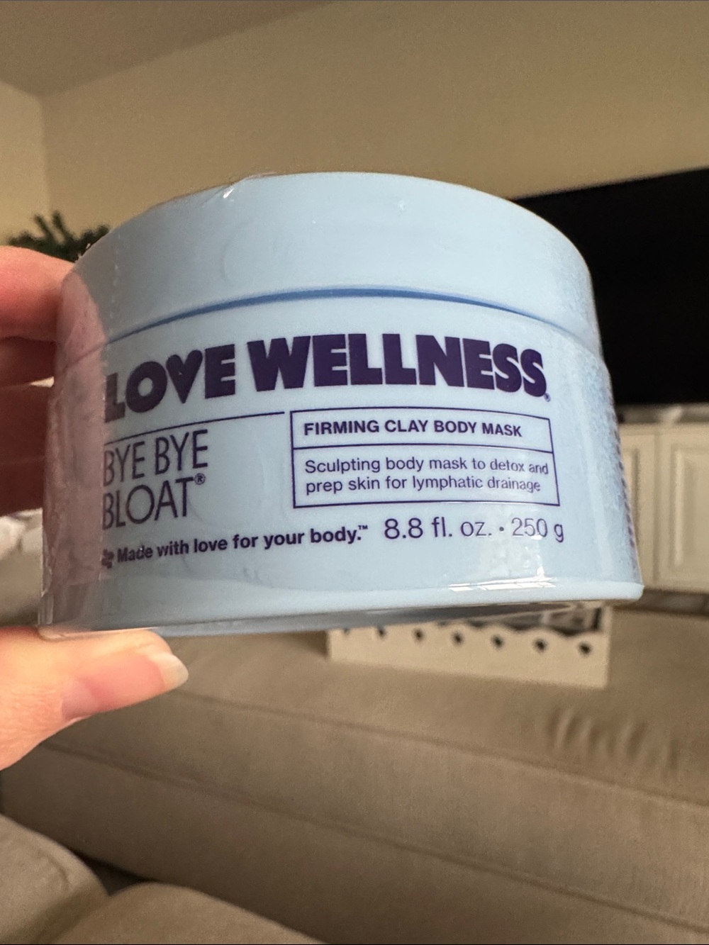 LOVE WELLNESS Bye Bye Bloat Firming Clay Body Mask - New
